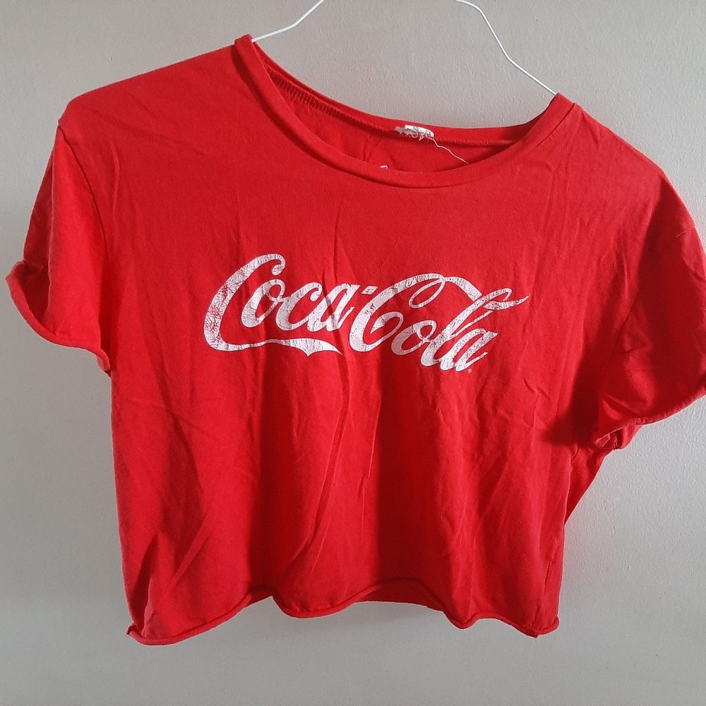 Red vintage cropped CocaCola Top Large ShortSleeve